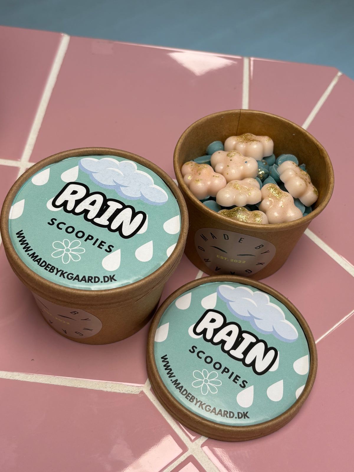 Rain Scoopies